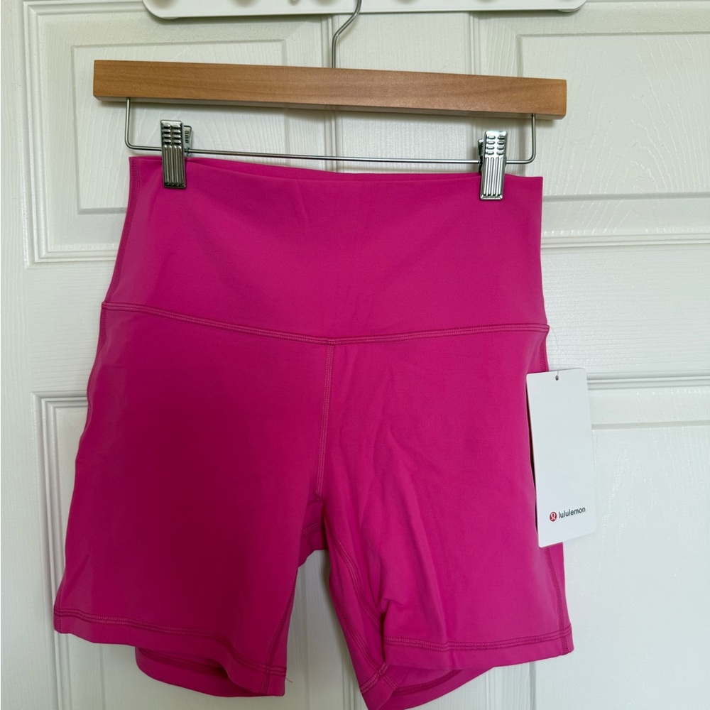 lululemon Align shorts Sonic Pink